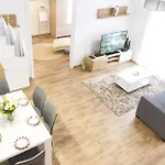 Luxury 2br By The Synagogue Apartman *