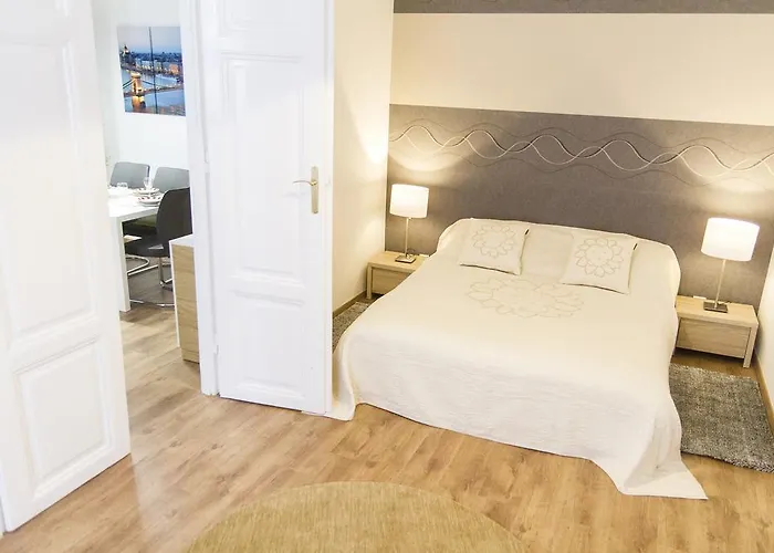 Apartament Luxury 2br By The Synagogue *
