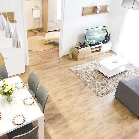 Luxury 2br By The Synagogue Apartment *