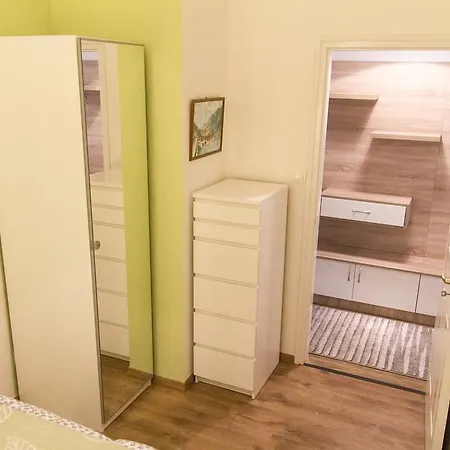 Luxury 2br By The Synagogue Apartment *