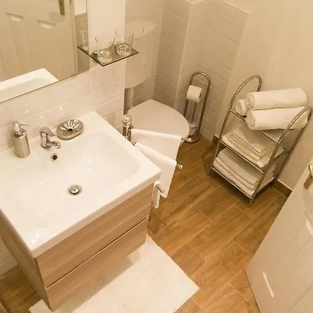 Luxury 2br By The Synagogue *