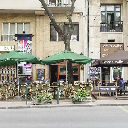 Luxury 2br By The Synagogue Apartment